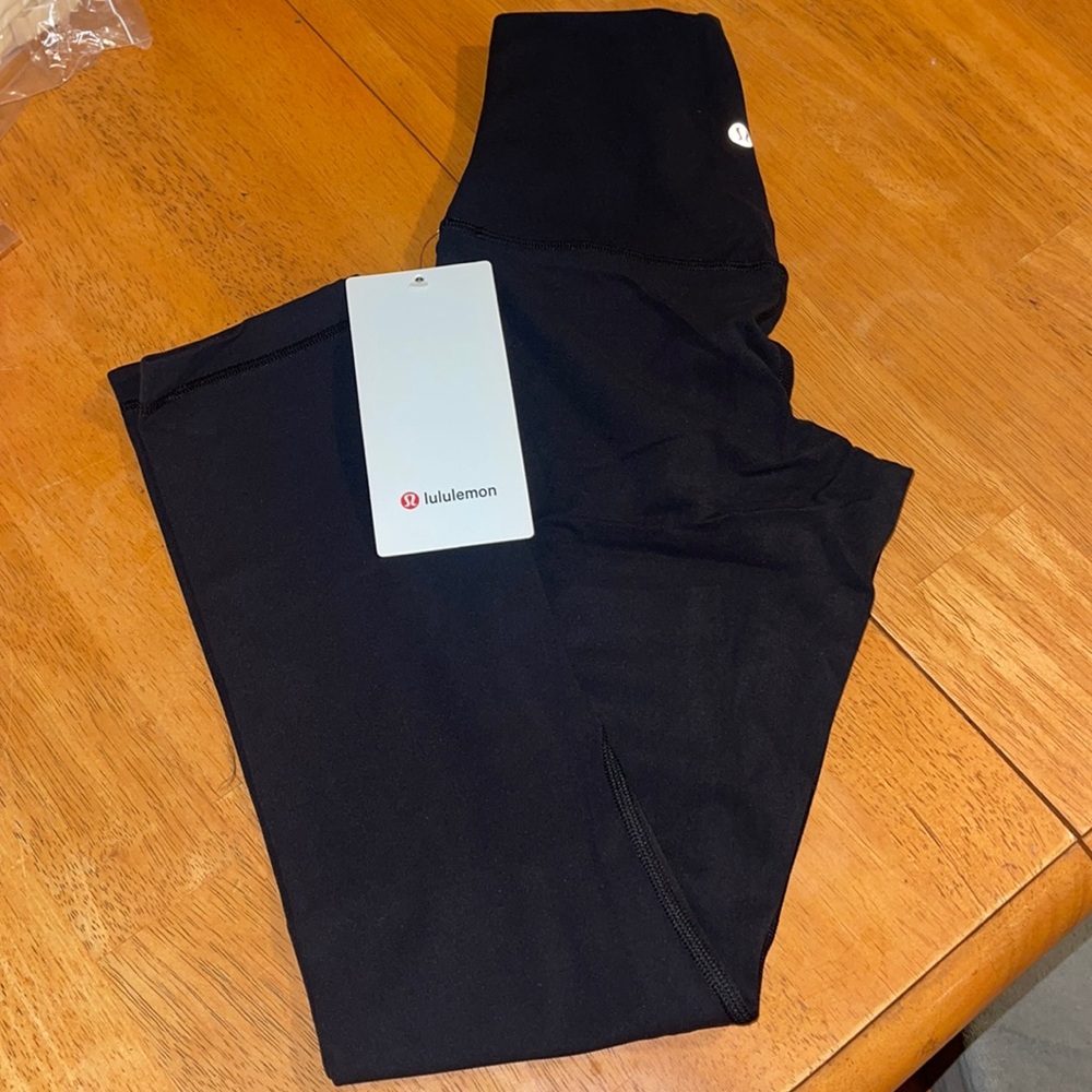Lululemon Align HR Crop 23”